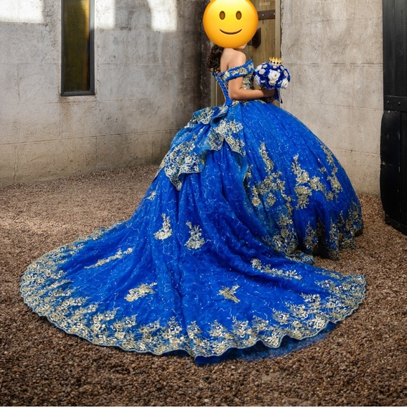 Princesa By Ariana Vara - Picture 2 of 6